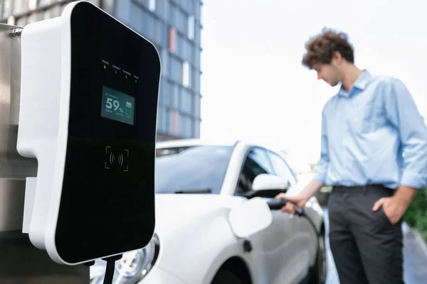 Focus Public Charging Station City Residential Area Blur Background Businessman — 스톡 사진