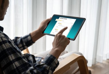 Şirket işleri için mod bilgisayar yazılımının müşteri deneyimi ve gözden geçirme analizi