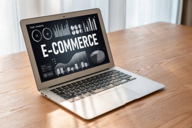 E-ticaret veri yazılımı çevrimiçi perakende şirketine satış analizi için mod gösterge tablosu sağlar