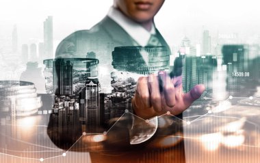 Businessman analyst working with digital finance business data graph showing technology of investment strategy for perceptive financial business decision. Digital economic analysis technology concept.