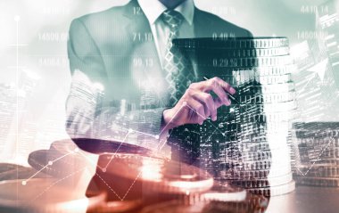Businessman analyst working with digital finance business data graph showing technology of investment strategy for perceptive financial business decision. Digital economic analysis technology concept.