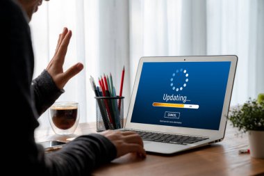 Aygıt yazılım güncellemesi için bilgisayarda yazılım güncellemesi