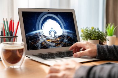 Mod uzak çalışma ve kişisel veri depolama için bulut hesaplama yazılımı