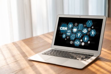 CRM işletme ve işletme için modern bilgisayarda müşteri ilişkileri yönetim sistemi