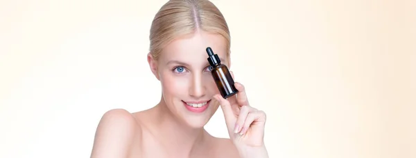 Personable Portrait Beautiful Woman Applying Essential Oil Bottle Skincare Product — Zdjęcie stockowe