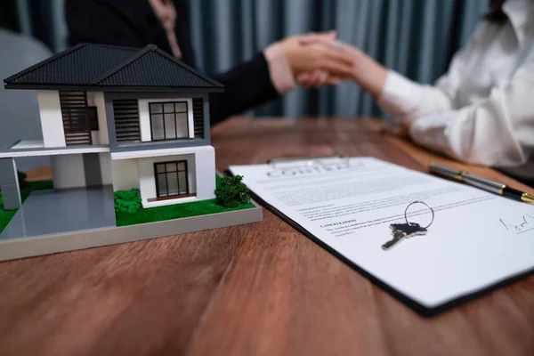 Successful House Loan Agreement Sealed Handshake Buyers Agents Celebrate Home — Stock Photo, Image