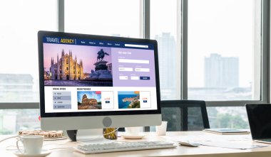 Model arama ve seyahat planlama için internet sitesi uçuş, otel ve tur rezervasyonları için anlaşma ve paket sunuyor