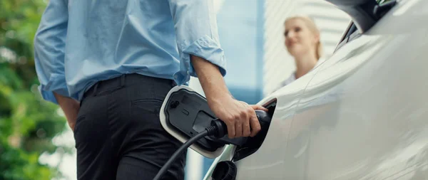 Closeup Focus Hand Insert Charger Electric Vehicle Public Charging Point — Stock Photo, Image