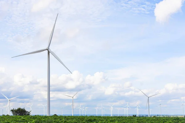 Progresivní Způsob Využití Větru Jako Obnovitelného Zdroje Energie Napájení Moderního — Stock fotografie