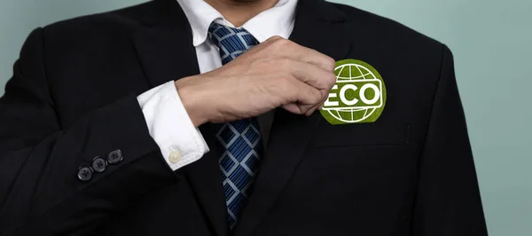 Miljövänliga Företag Främja Hållbar Och Grön Affärsidé Med Affärsman Hålla — Stockfoto
