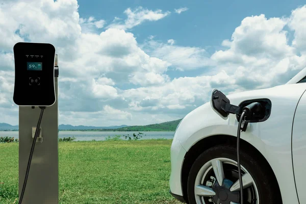 Progressive Environmental Green Technology Concept Electric Vehicle Recharging Battery Charging — Stock Fotó