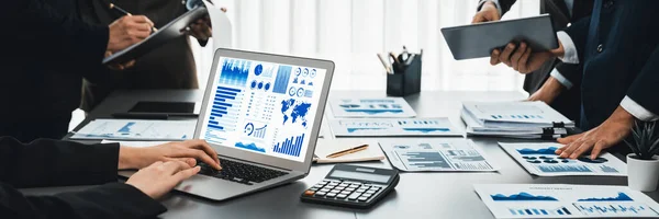 Panorama Shot Analyst Team Using Fintech Analyze Financial Report Laptop — стоковое фото