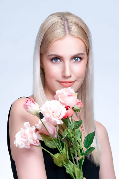 Closeup Young Personable Woman Natural Makeup Healthy Soft Skin Holding — Stock Fotó