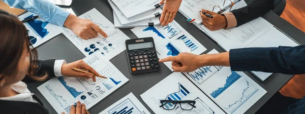 Auditor Contador Equipe Trabalhando Escritório Analisar Dados Financeiros Registro Contábil — Fotografia de Stock