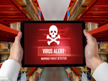 Bilgisayar ekranındaki virüs uyarısı mobil siber tehdit, hacker, bilgisayar virüsü ve kötü amaçlı yazılım tespit edildi