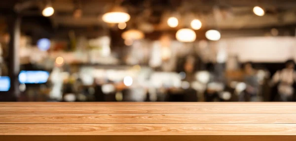 Holztisch Verschwommenen Hintergrund Eines Modernen Restaurants Oder Cafés Mit Leerem — Stockfoto