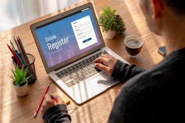 İnternet sitesinde mod form doldurmak için çevrimiçi kayıt formu