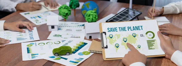 Grünes Unternehmenstreffen Über Umweltbewusstsein Und Umweltschutzbestimmungen Zur Umsetzung Zur Verringerung — Stockfoto