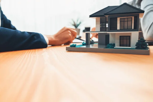 House Model Displayed Wooden Meeting Table Blurred Background Real Estate — Stock Photo, Image