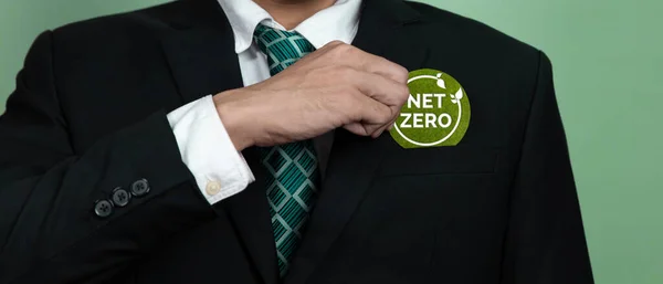 Vállalati Támogató Fenntartható Zöld Üzleti Koncepció Üzletember Tartja Karbonsemleges Net — Stock Fotó