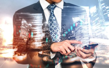 Businessman analyst working with digital finance business data graph showing technology of investment strategy for perceptive financial business decision. Digital economic analysis technology concept.