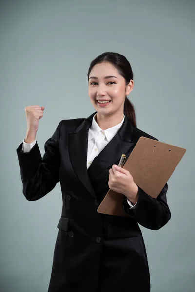 Confident Young Asian Businesswoman Formal Suit Holding Clipboard Hand Gesture — Stock Photo, Image