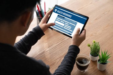 Kolay form doldurma için sağlık sigortası web sitesi mod kayıt sistemi