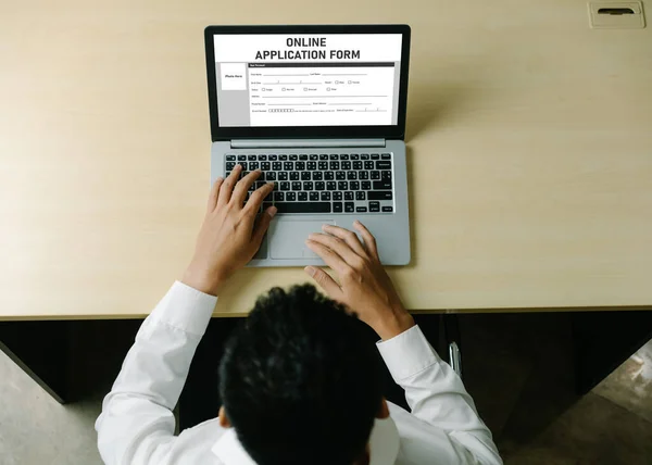 Ηλεκτρονική Φόρμα Αίτησης Για Εγγραφή Modish Στην Ιστοσελίδα Του Διαδικτύου — Φωτογραφία Αρχείου