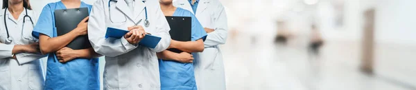 Equipe Equipe Médica Confiante Com Enfermeira Médica Profissionais Especializados Saúde — Fotografia de Stock