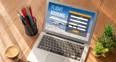 Online uçuş rezervasyon sitesi mod rezervasyon sistemi sağlar. Seyahat teknolojisi kavramı .