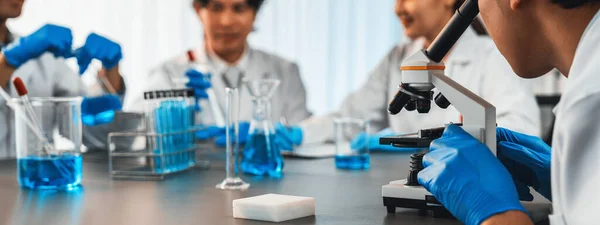 Group Dedicated Scientist Conduct Chemical Experiment Using Microscope Medical Laboratory — Stock Photo, Image
