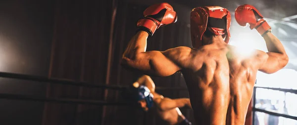Boxer Zastraszanie Zwycięstwem Lub Zwycięzcą Pozowanie Tym Jak Wygrał Mecz — Zdjęcie stockowe