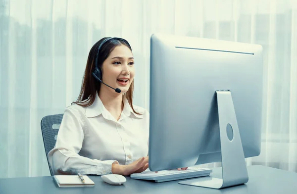 Asian Call Center Headset Microphone Working Her Laptop Female Operator — Stock Photo, Image