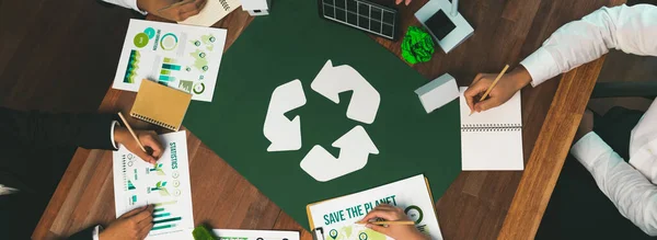 Top View Business People Planning Discuss Recycle Reduce Reuse Policy — Photo