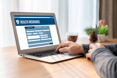 Kolay form doldurma için sağlık sigortası web sitesi mod kayıt sistemi