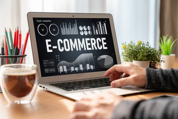 Commerce Datensoftware Bietet Dem Online Einzelhandel Ein Modernes Dashboard Zur — Stockfoto