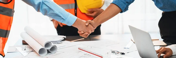 Construction Engineer Handshake Businessman Contractor Architecture Design Blueprint Meeting Table — Stock Photo, Image