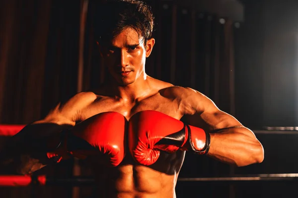 Muay Thai Boxer Schlägt Vor Laufender Kamera Die Hand Zusammen — Stockfoto