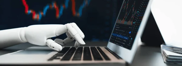 Αυτοματοποιημένη Έννοια Της Διαπραγμάτευσης Μετοχών Ρομποτική Χέρι Ανάλυση Οικονομικών Δεδομένων — Φωτογραφία Αρχείου