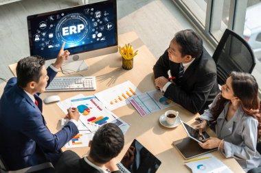 Pazarlama stratejisini planlamak için modern iş için ERP girişimi kaynak planlama yazılımı