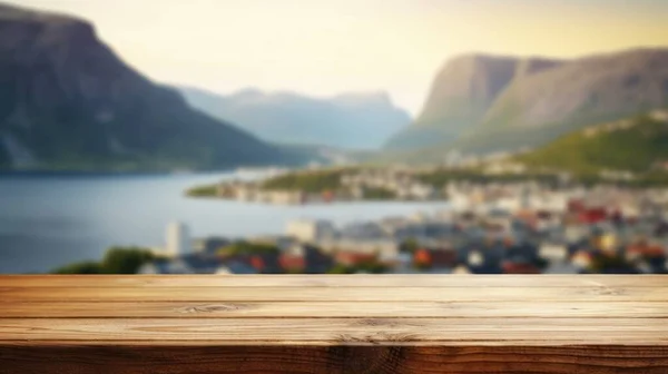Het Lege Houten Bruine Tafelblad Met Wazige Achtergrond Van Noorwegen — Stockfoto