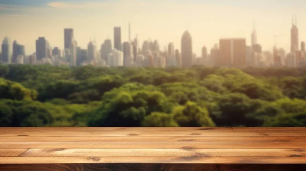 Piano Legno Vuoto Con Sfondo Sfocato Dello Skyline Del Parco — Foto Stock