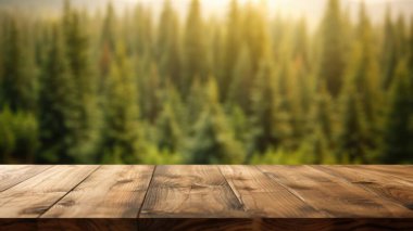 Boreal Ormanı 'nın bulanık arka planına sahip boş ahşap masa. Coşkulu resim.