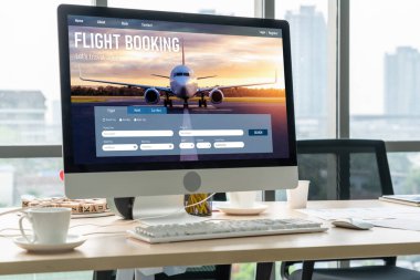 Online uçuş rezervasyon sitesi mod rezervasyon sistemi sağlar. Seyahat teknolojisi kavramı .