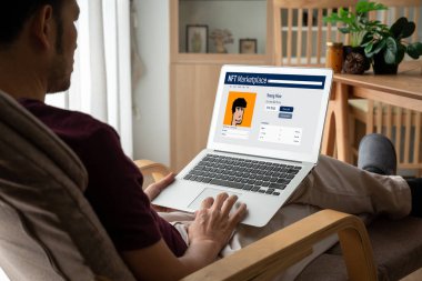 NFT pazarı dijital sanatçının çalışmalarını İnternet ağında satması için mod satış kanalı sağlıyor