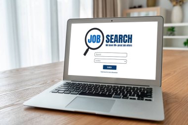 Çalışanların işe alım İnternet ağındaki iş fırsatlarını araması için mod web sitesinde online iş araması