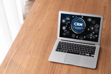 CRM işletme ve işletme için modern bilgisayarda müşteri ilişkileri yönetim sistemi