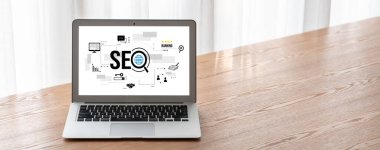 Model e-ticaret için SEO arama motoru optimizasyonu ve bilgisayar ekranında gösterilen çevrimiçi perakende işi