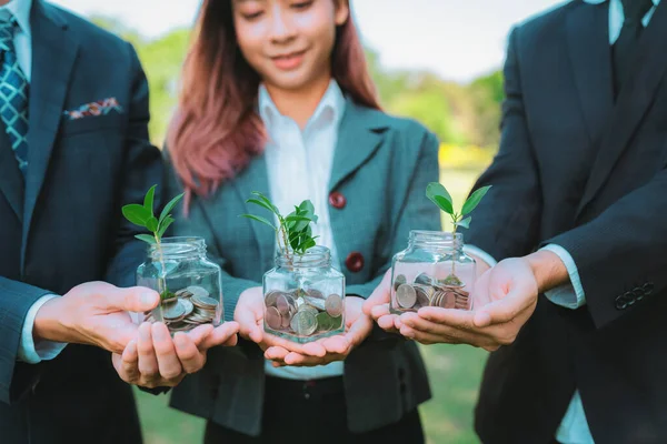 Concept Van Duurzame Geld Groei Investering Met Glazen Pot Gevuld — Stockfoto