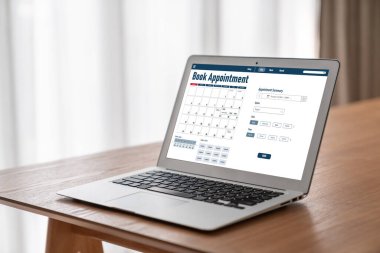 İnternet sitesindeki modish regrition için çevrimiçi aplikasyon rezervasyon takvimi